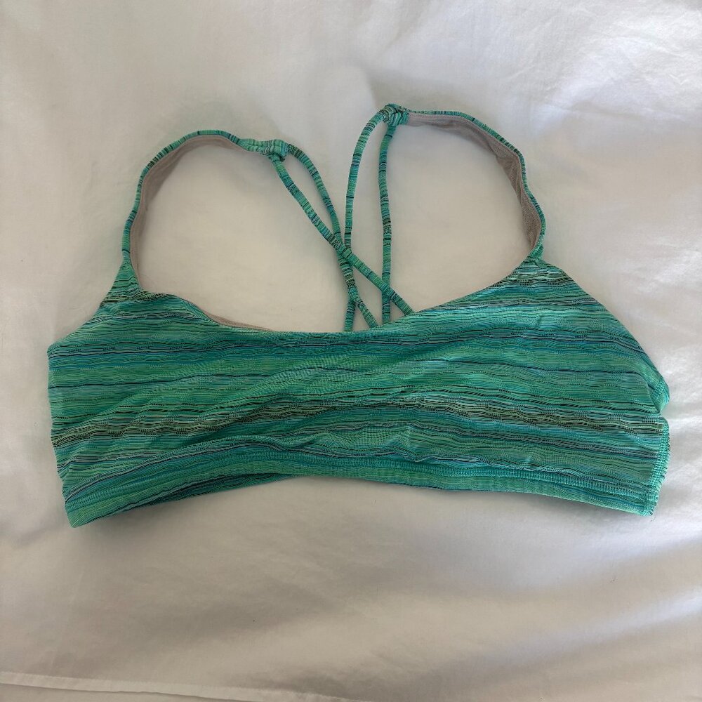 Lululemon Free to Be Sports Bra